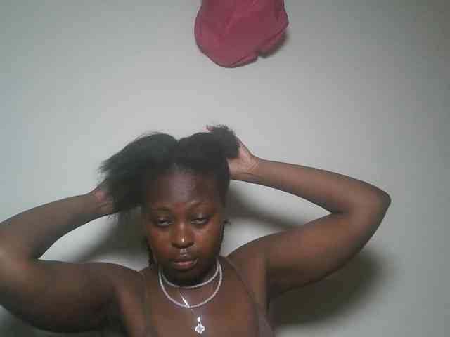 DaisyafterDark_ webcam