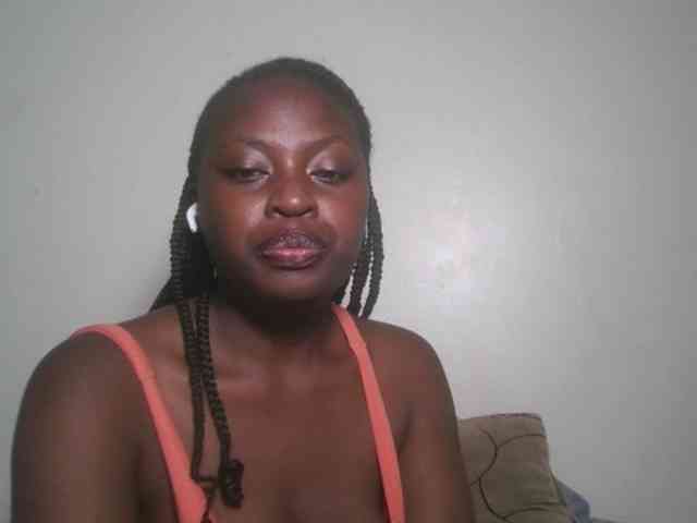 DaisyafterDark_ webcam