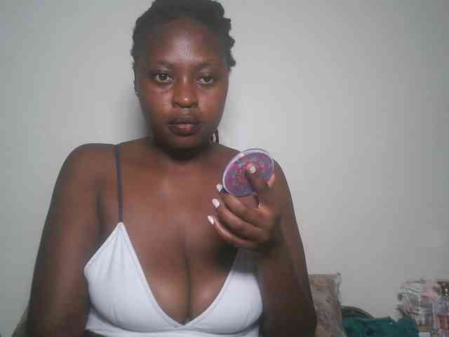 DaisyafterDark_ webcam