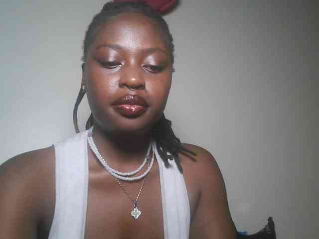 DaisyafterDark_ webcam