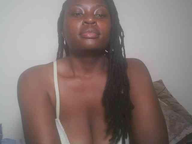 DaisyafterDark_ webcam