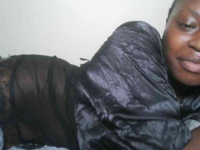 DaisyafterDark_ webcam