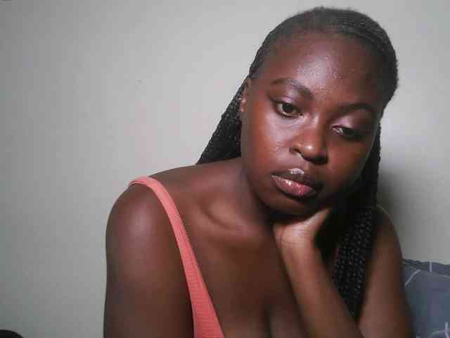 DaisyafterDark_ webcam