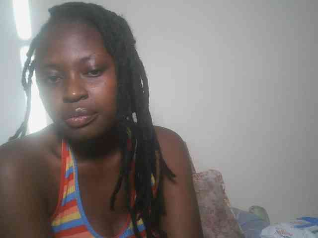 DaisyafterDark_ webcam