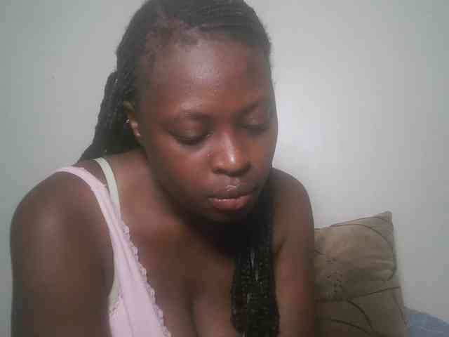 DaisyafterDark_ webcam