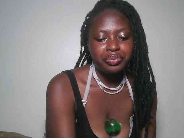DaisyafterDark_ webcam