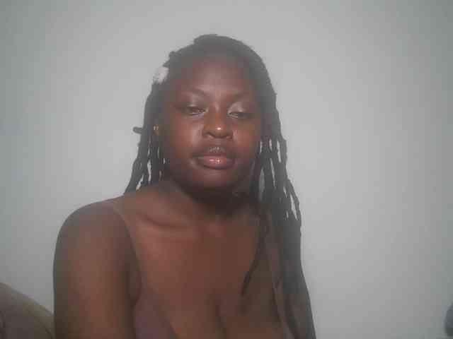 DaisyafterDark_ webcam