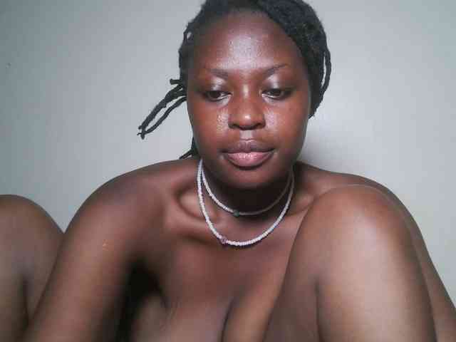 DaisyafterDark_ webcam