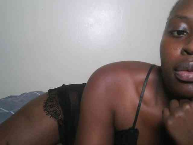 DaisyafterDark_ webcam