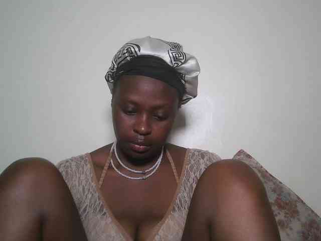 DaisyafterDark_ webcam