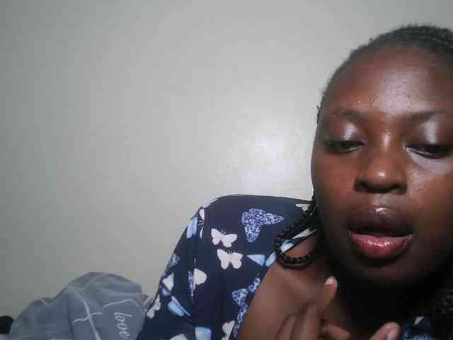 DaisyafterDark_ webcam