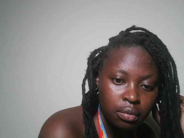 DaisyafterDark_ webcam