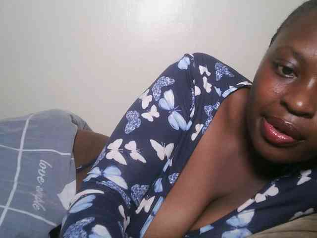 DaisyafterDark_ webcam