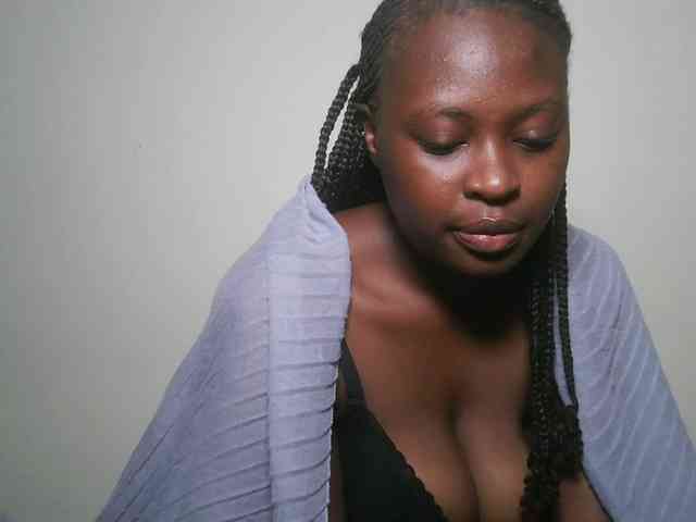 DaisyafterDark_ webcam