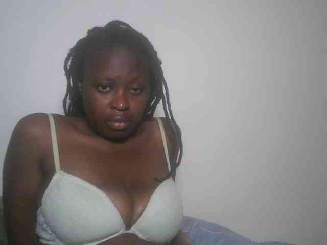 DaisyafterDark_ webcam
