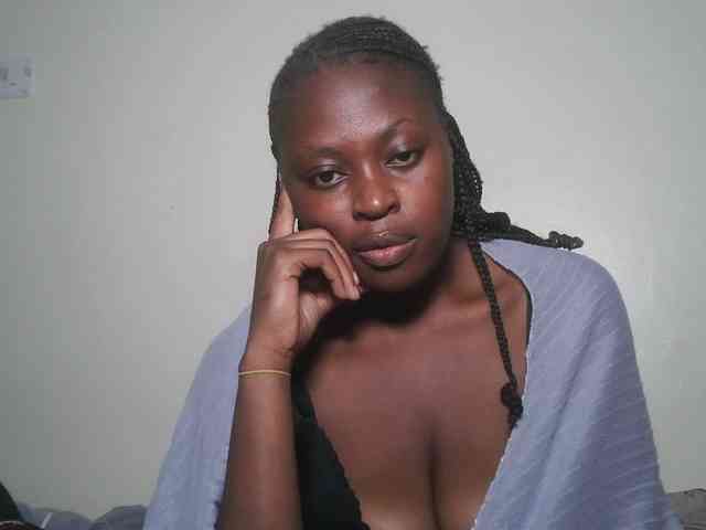 DaisyafterDark_ webcam