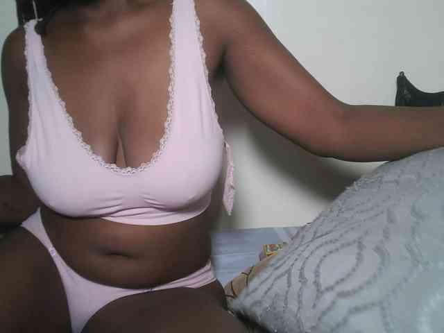 DaisyafterDark_ webcam