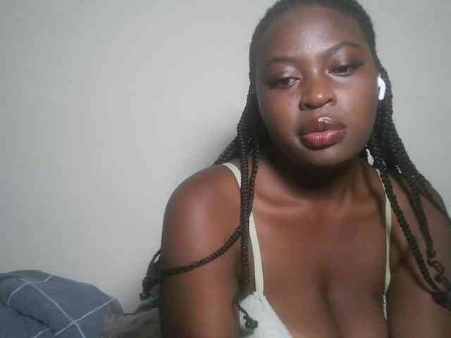 DaisyafterDark_ webcam