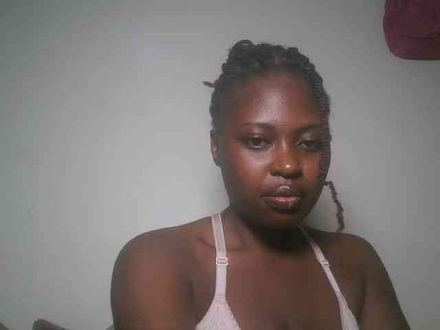 DaisyafterDark_ webcam