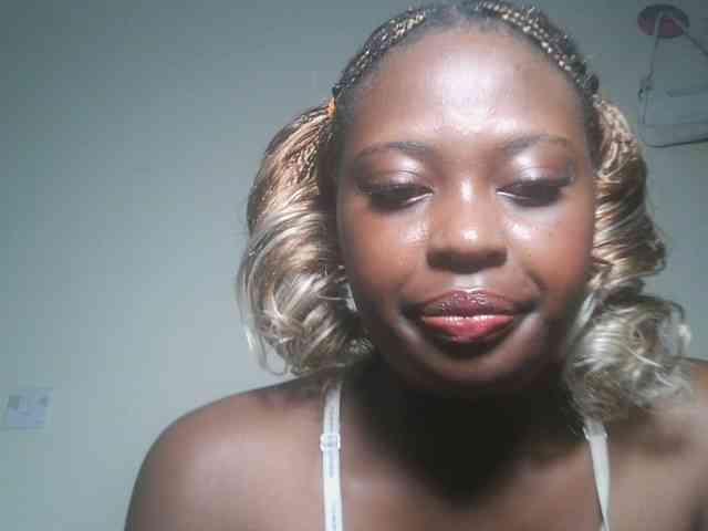 DaisyafterDark_ webcam