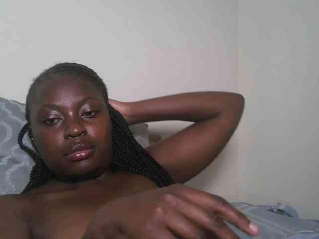 DaisyafterDark_ webcam