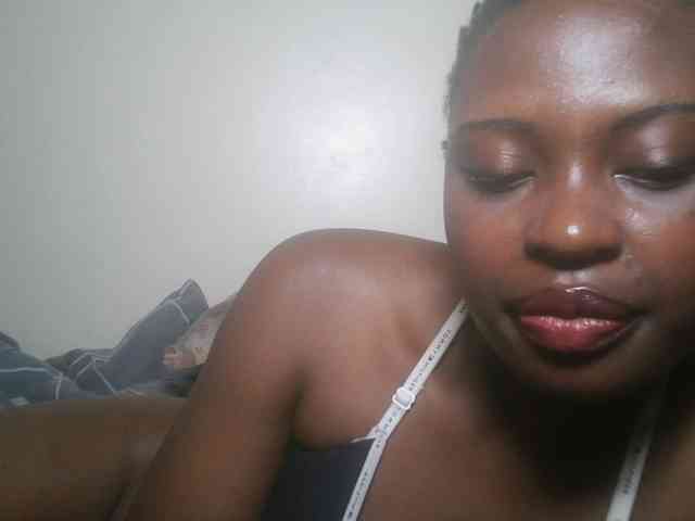 DaisyafterDark_ webcam