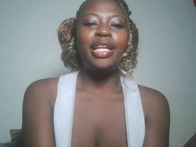 DaisyafterDark_ webcam