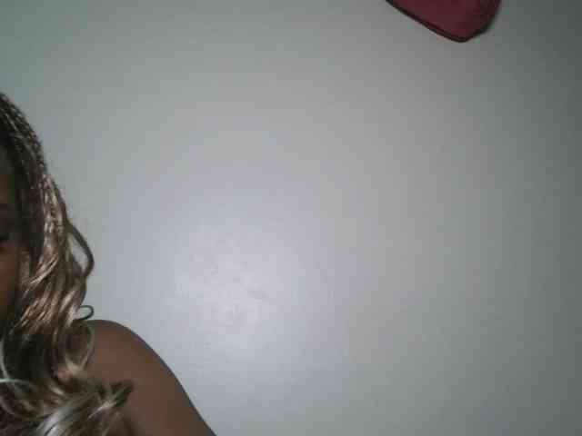 DaisyafterDark_ webcam