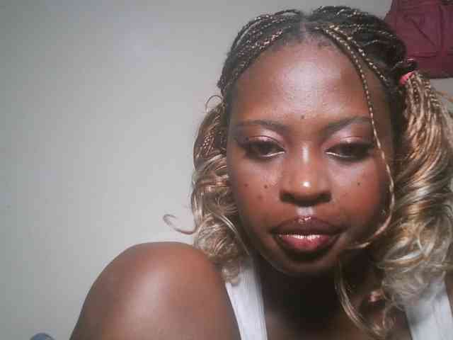 DaisyafterDark_ webcam
