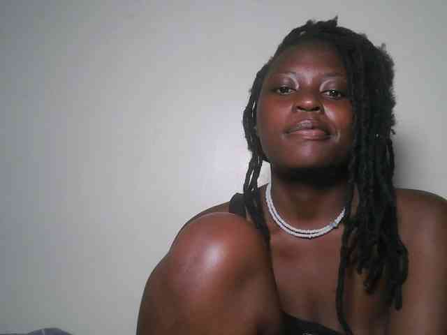 DaisyafterDark_ webcam