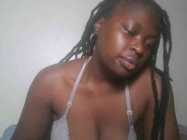 DaisyafterDark_ webcam