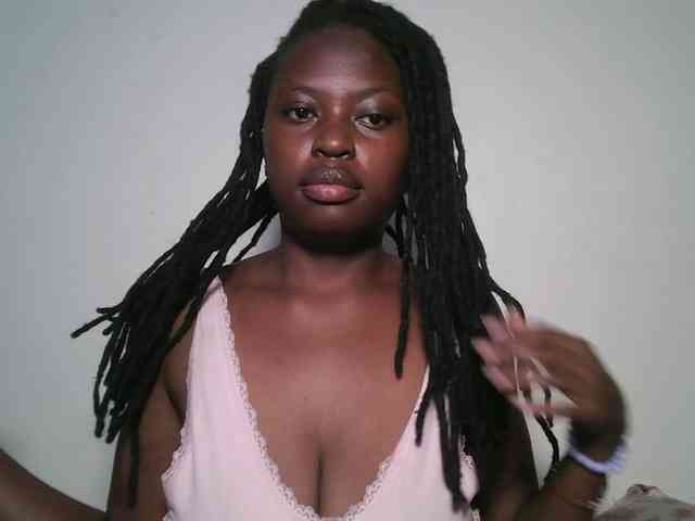 DaisyafterDark_ webcam