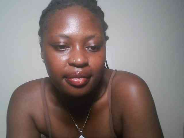 DaisyafterDark_ webcam