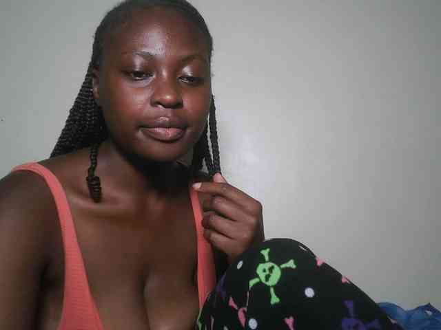 DaisyafterDark_ webcam