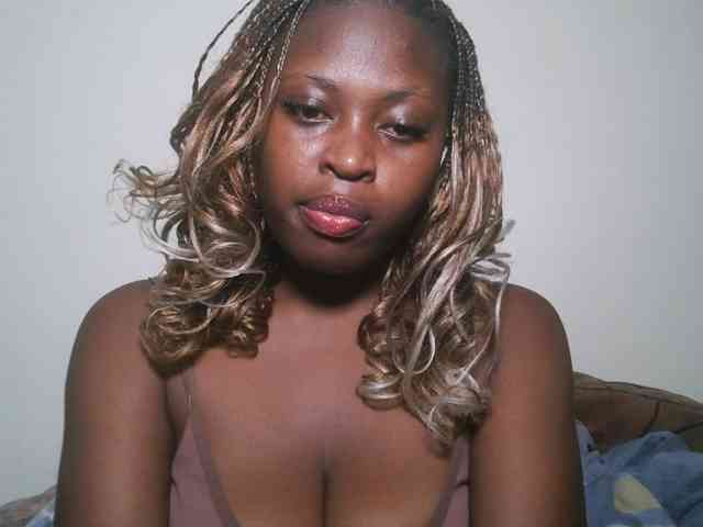 DaisyafterDark_ webcam
