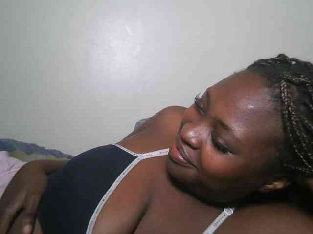 DaisyafterDark_ webcam