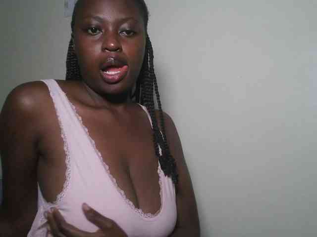 DaisyafterDark_ webcam