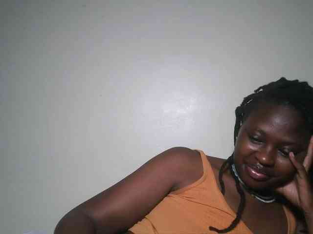 DaisyafterDark_ webcam