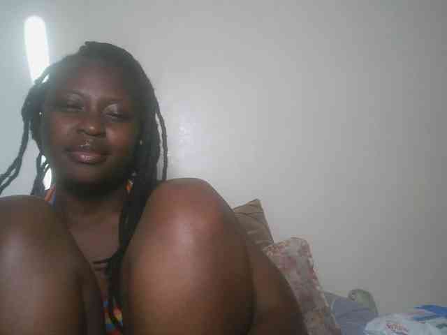 DaisyafterDark_ webcam