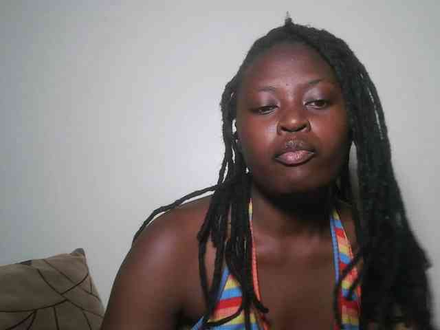 DaisyafterDark_ webcam