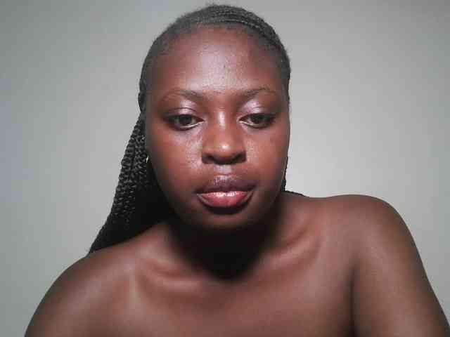 DaisyafterDark_ webcam