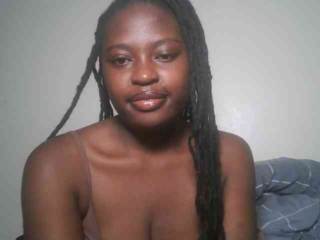 DaisyafterDark_ webcam