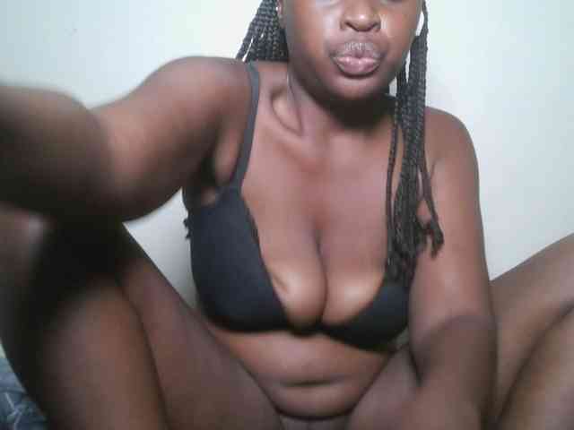 DaisyafterDark_ webcam