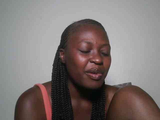 DaisyafterDark_ webcam
