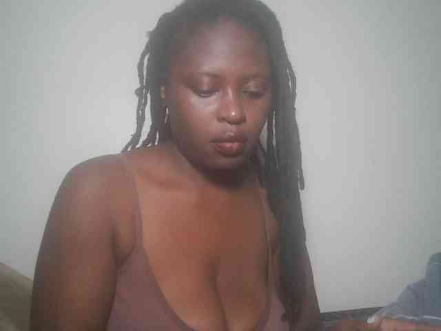 DaisyafterDark_ webcam