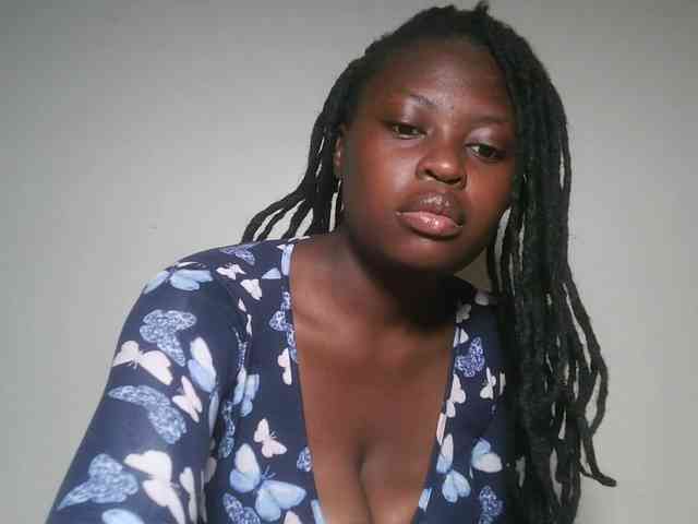 DaisyafterDark_ webcam
