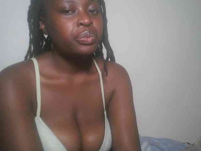 DiasyafterDark