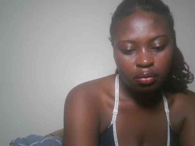 DaisyafterDark_ webcam