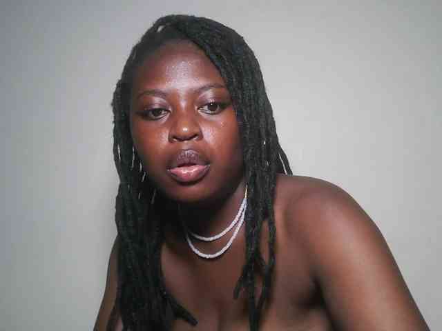 DaisyafterDark_ webcam