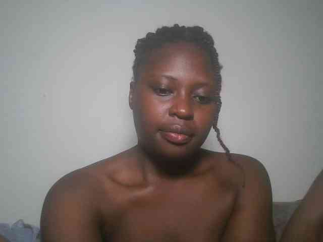 DaisyafterDark_ webcam